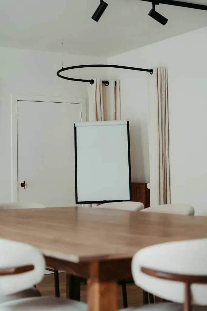 Ter beschikkingstelling ruimte (Atelier) 4 uur inclusief dranken